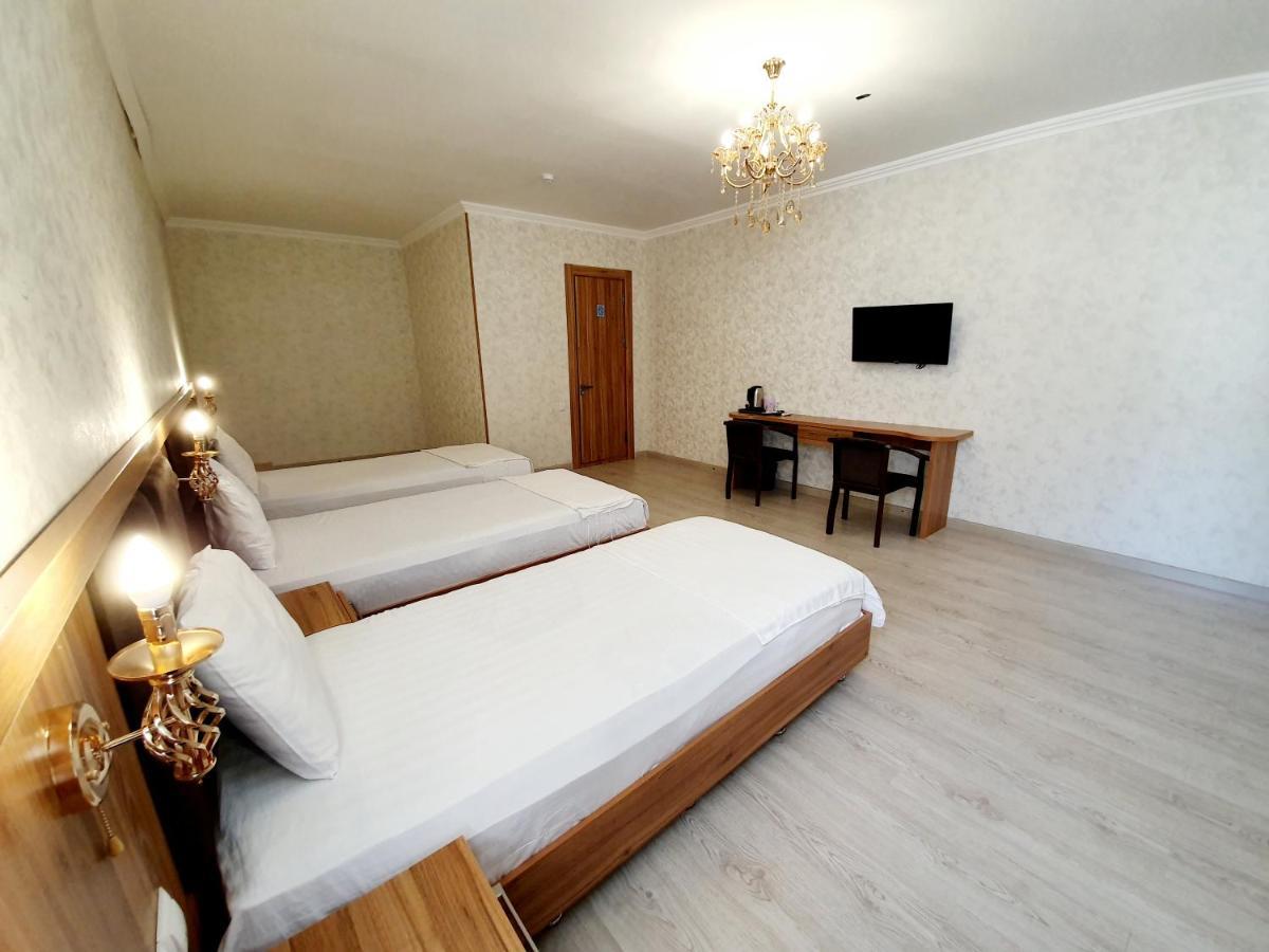 Baraka Hotel ทาชเคนต์ ภายนอก รูปภาพ